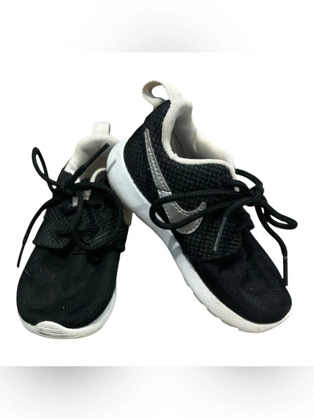 Nike Roshe One Toddler Shoes Size 7C Black Metallic Silver White Sneakers